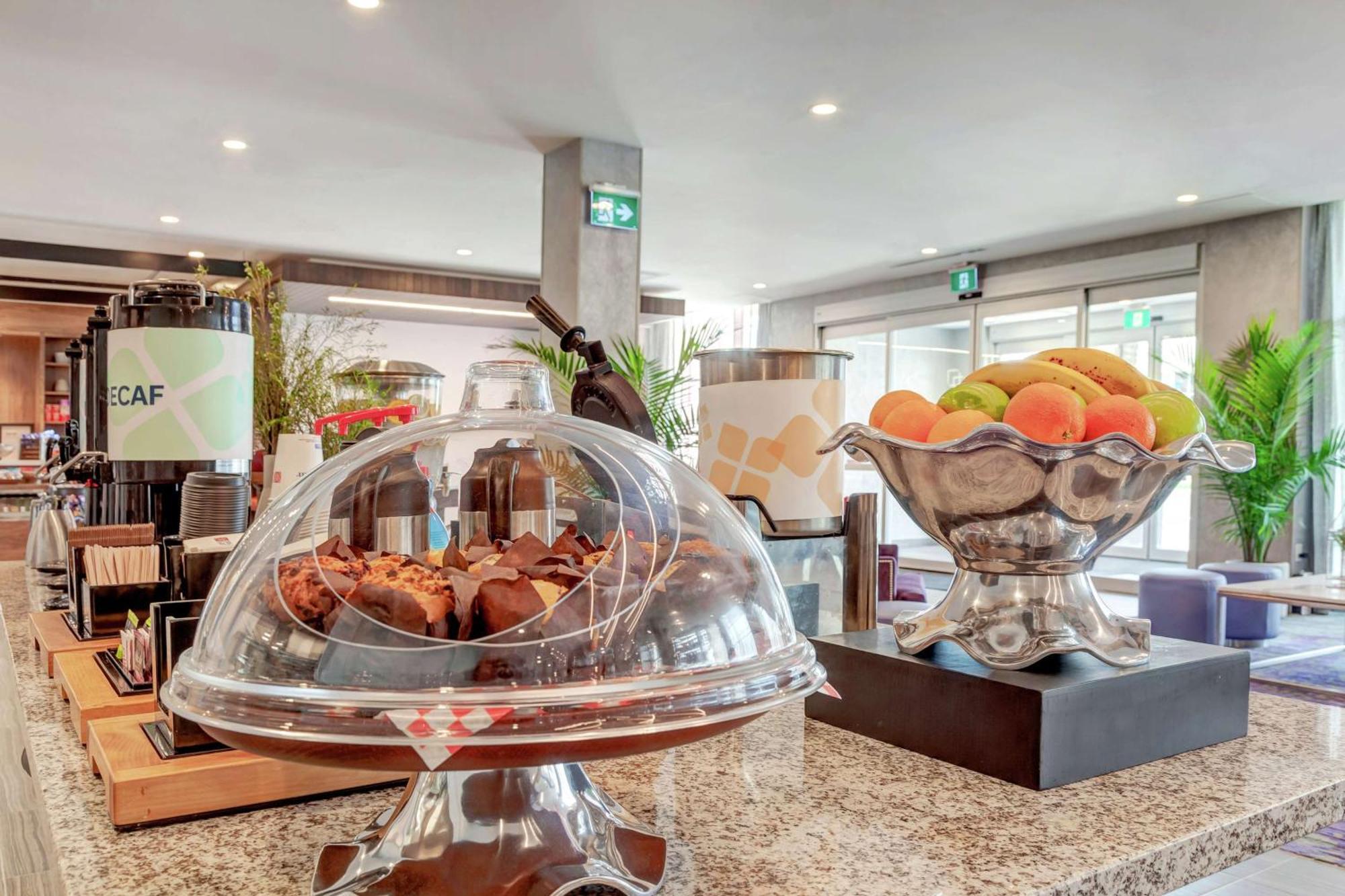 Hilton Garden Inn Toronto/Brampton West, Ontario, Canada Buitenkant foto