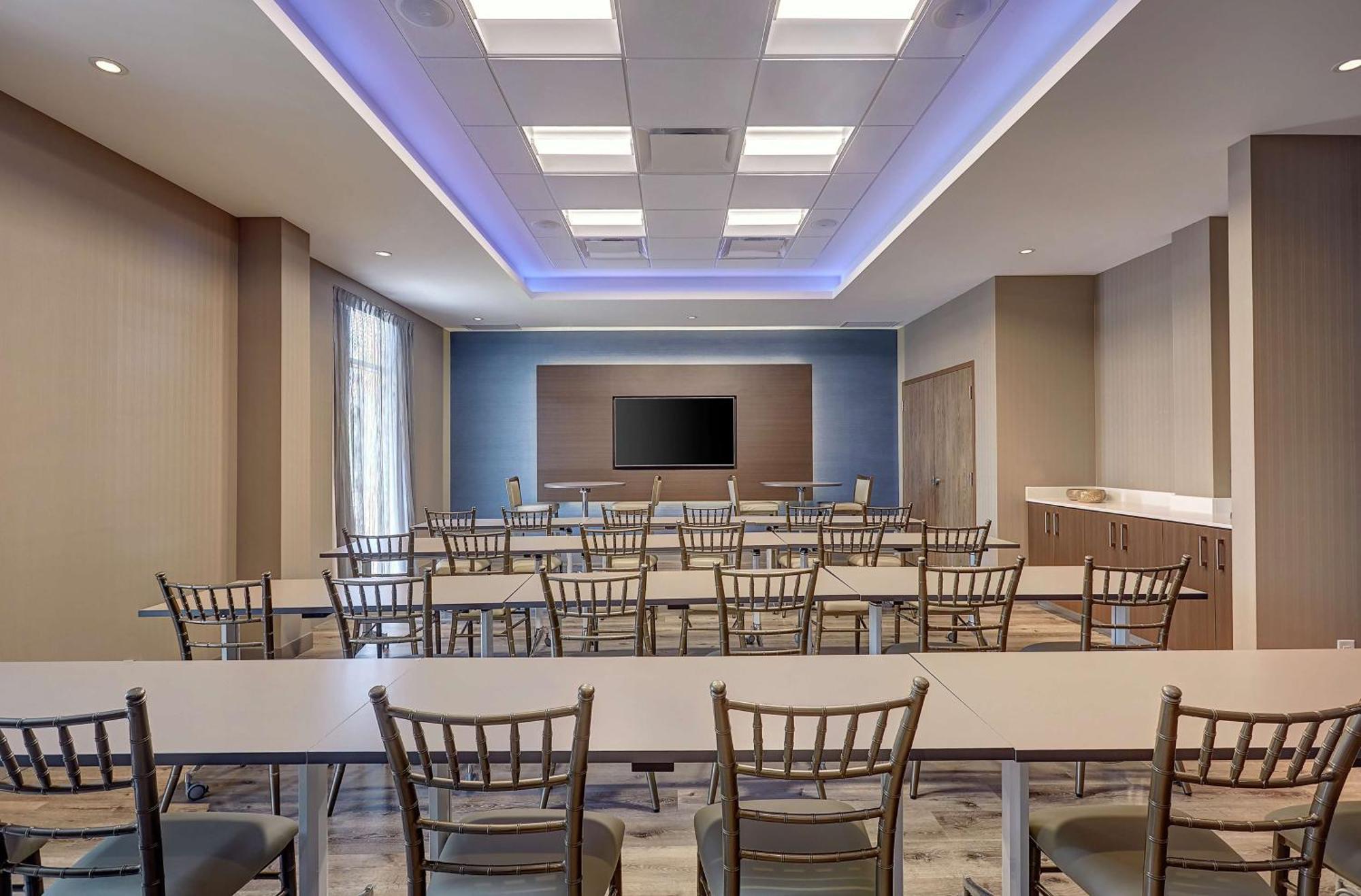 Hilton Garden Inn Toronto/Brampton West, Ontario, Canada Buitenkant foto